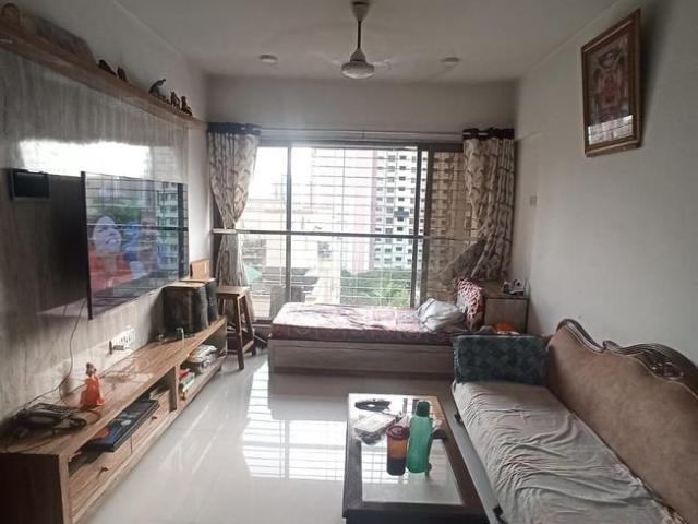 2 BHK Apartment in Borivali East for resale Mumbai. The reference number is 18527157