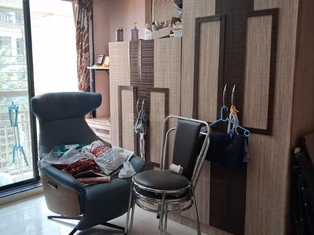 2 BHK Apartment in Borivali East for resale Mumbai. The reference number is 19527970
