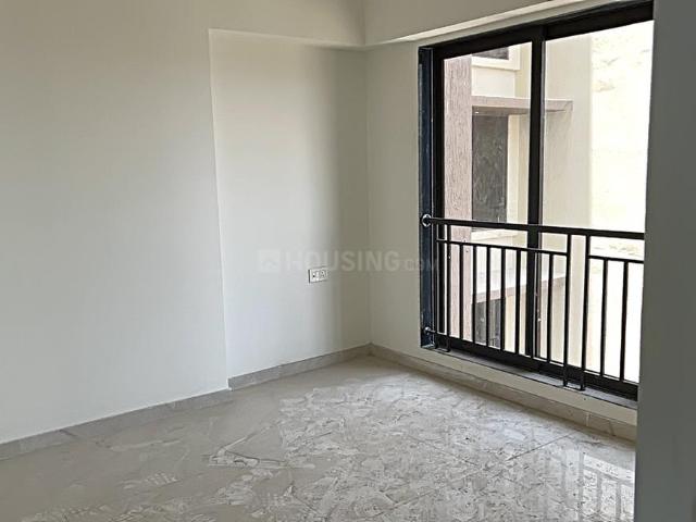 2 BHK Apartment in Borivali East for resale Mumbai. The reference number is 20067241