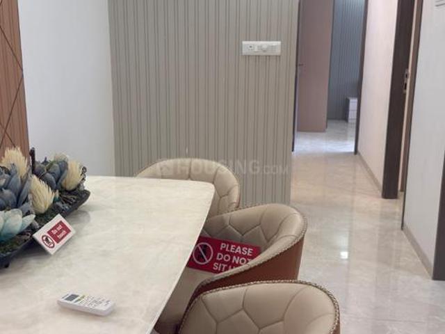 2 BHK Apartment in Borivali East for resale Mumbai. The reference number is 20185662