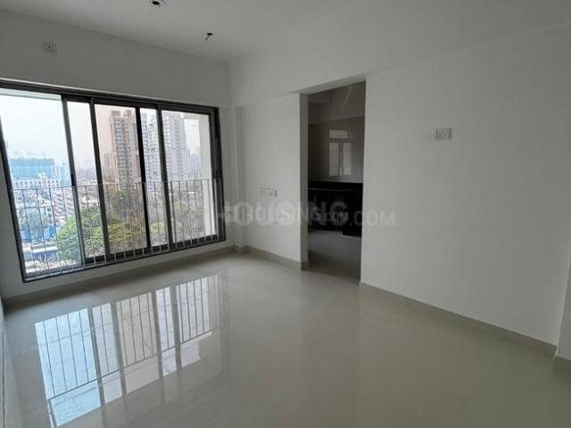 2 BHK Apartment in Borivali East for resale Mumbai. The reference number is 20340143
