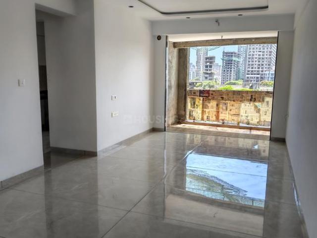 2 BHK Apartment in Borivali East for resale Mumbai. The reference number is 20340978