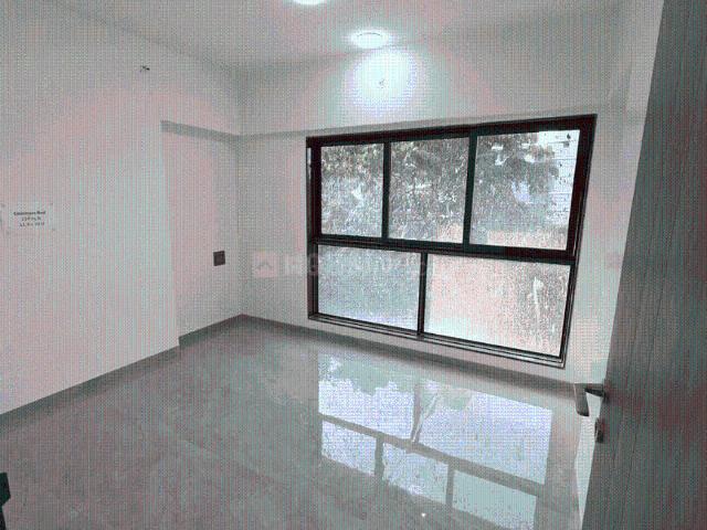 2 BHK Apartment in Borivali East for resale Mumbai. The reference number is 20340938