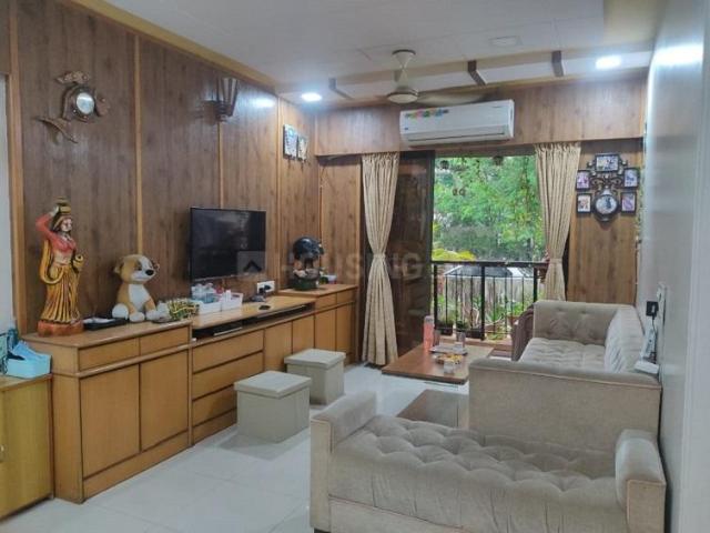 2 BHK Apartment in Borivali East for resale Mumbai. The reference number is 20354834