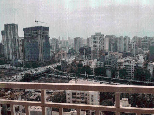 2 BHK Apartment in Borivali East for resale Mumbai. The reference number is 20384995