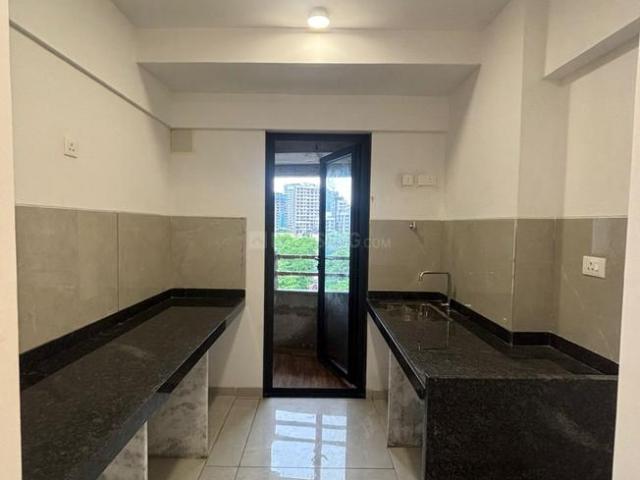 2 BHK Apartment in Borivali East for resale Mumbai. The reference number is 20608258