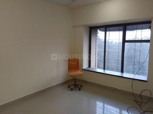 2 BHK Apartment in Borivali East for resale Mumbai. The reference number is 20780355