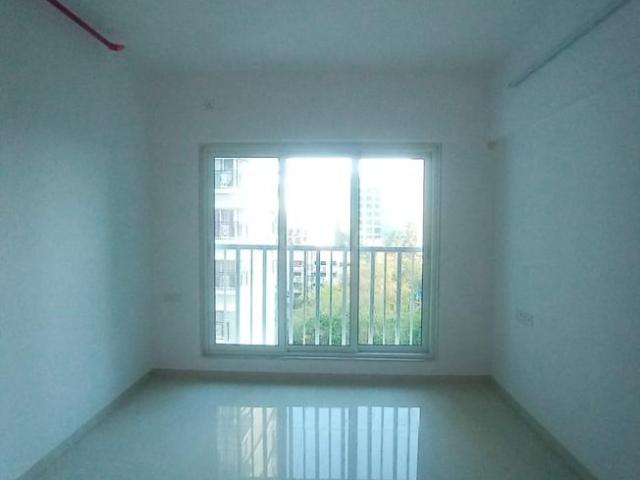 2 BHK Apartment in Borivali West for rent Mumbai. The reference number is 18614952