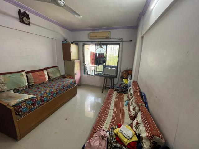 2 BHK Apartment in Borivali West for rent Mumbai. The reference number is 19722193
