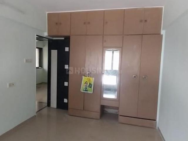 2 BHK Apartment in Borivali West for rent Mumbai. The reference number is 20459250