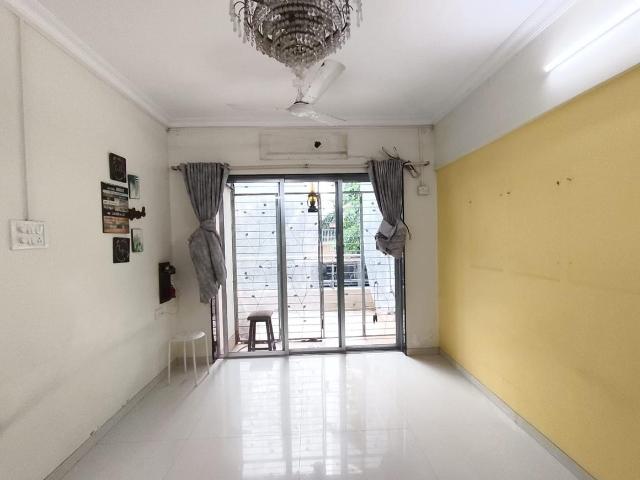 2 BHK Apartment in Borivali West for rent Mumbai. The reference number is 20686521