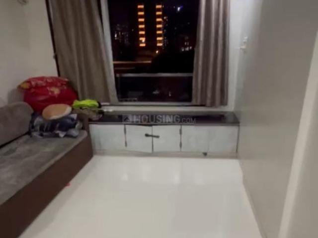 2 BHK Apartment in Borivali West for rent Mumbai. The reference number is 20775821