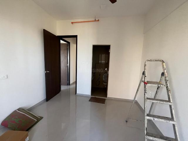 2 BHK Apartment in Borivali West for rent Mumbai. The reference number is 20011065