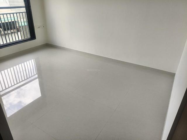 2 BHK Apartment in Borivali West for rent Mumbai. The reference number is 20345811