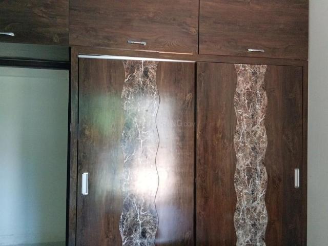 2 BHK Apartment in Borivali West for rent Mumbai. The reference number is 20368436