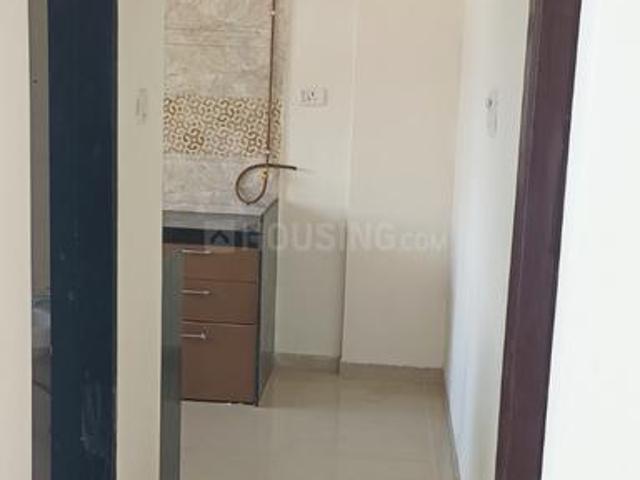 2 BHK Apartment in Borivali West for resale Mumbai. The reference number is 15808238