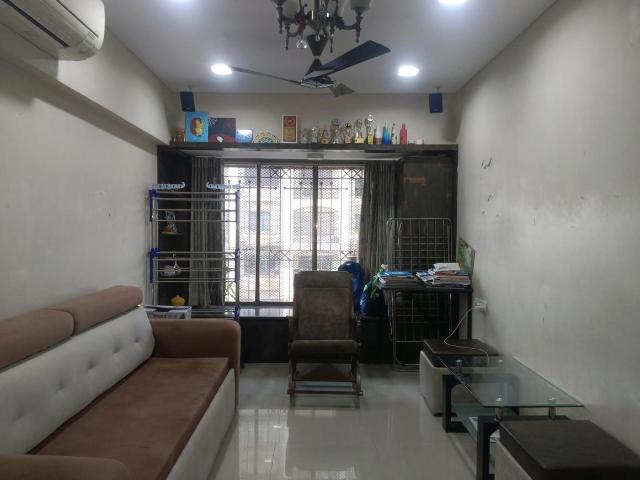 2 BHK Apartment in Borivali West for resale Mumbai. The reference number is 16912554
