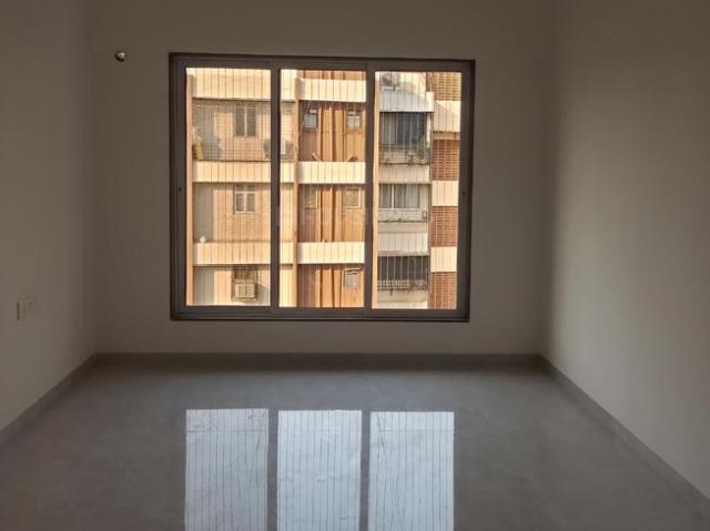 2 BHK Apartment in Borivali West for resale Mumbai. The reference number is 18970044