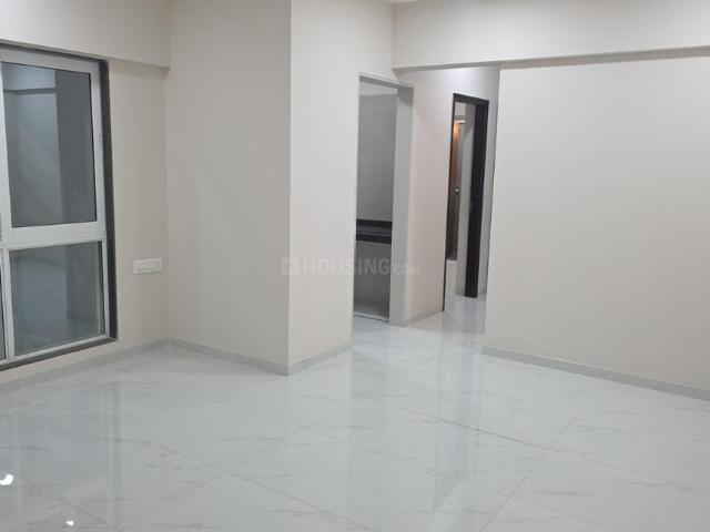 2 BHK Apartment in Borivali West for resale Mumbai. The reference number is 18988763