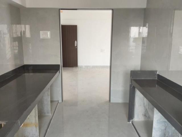 2 BHK Apartment in Borivali West for resale Mumbai. The reference number is 19154005