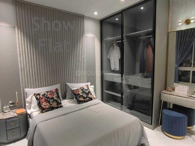 2 BHK Apartment in Borivali West for resale Mumbai. The reference number is 19161500