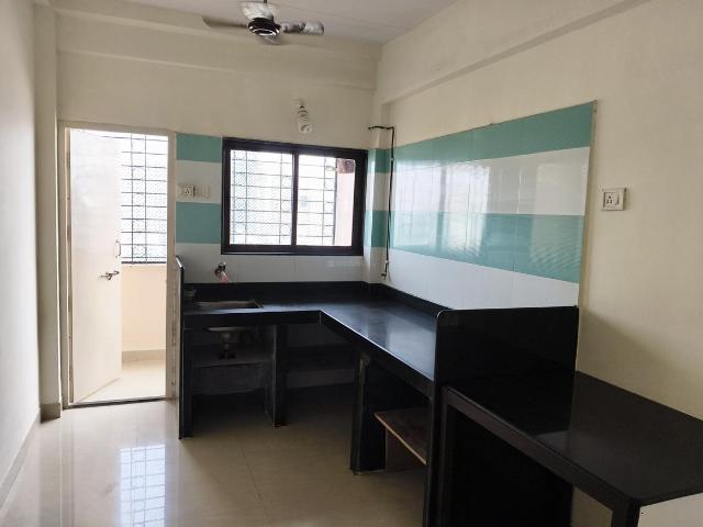 2 BHK Apartment in Borivali West for resale Mumbai. The reference number is 19410184