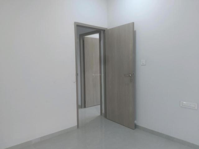 2 BHK Apartment in Borivali West for resale Mumbai. The reference number is 19660664