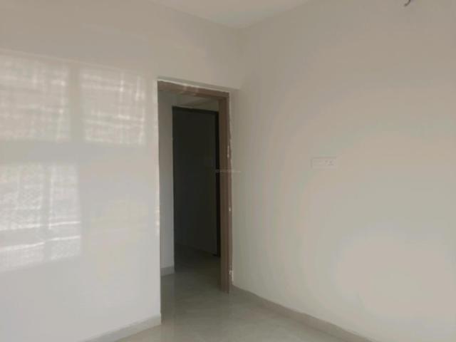 2 BHK Apartment in Borivali West for resale Mumbai. The reference number is 19707051