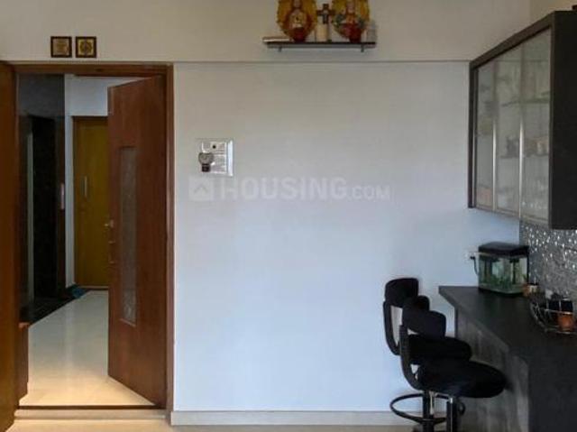 2 BHK Apartment in Borivali West for resale Mumbai. The reference number is 19856336