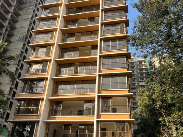 2 BHK Apartment in Borivali West for resale Mumbai. The reference number is 19956017