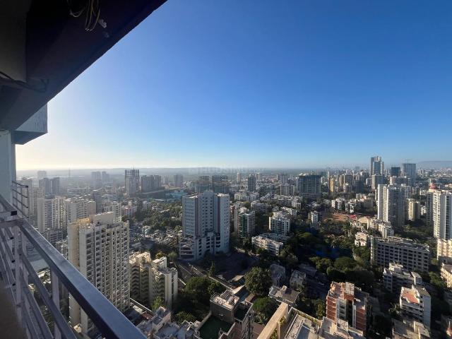 2 BHK Apartment in Borivali West for resale Mumbai. The reference number is 20055020
