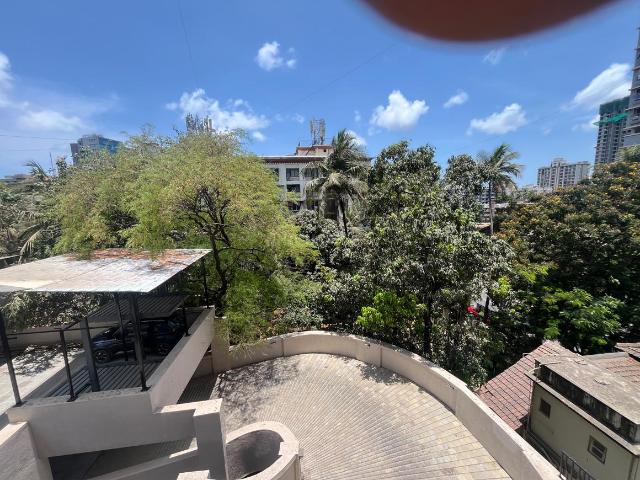 2 BHK Apartment in Borivali West for resale Mumbai. The reference number is 20312254