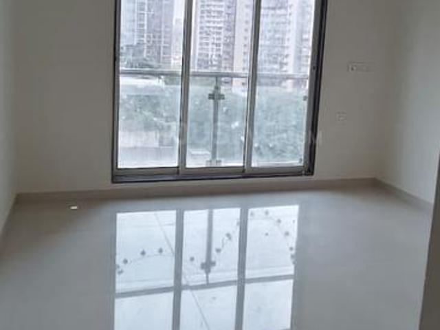 2 BHK Apartment in Borivali West for resale Mumbai. The reference number is 20446439