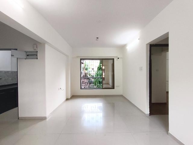 2 BHK Apartment in Borivali West for resale Mumbai. The reference number is 20561077
