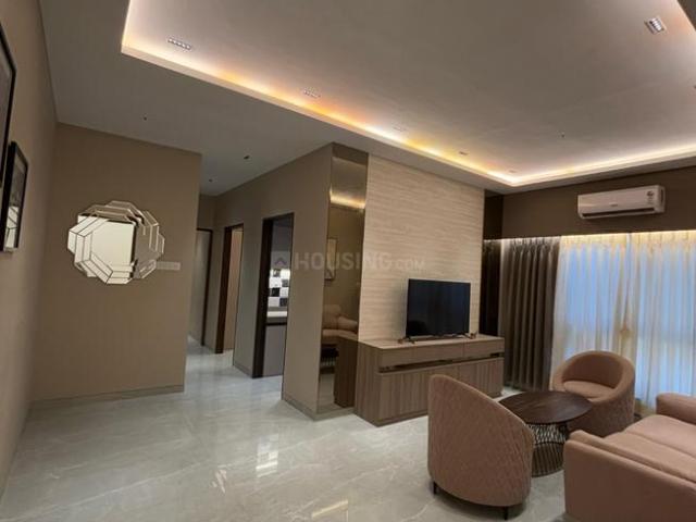 2 BHK Apartment in Borivali West for resale Mumbai. The reference number is 20643132