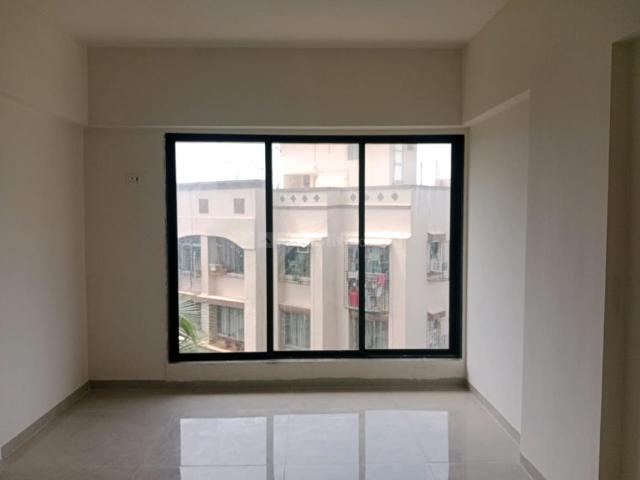 2 BHK Apartment in Borivali West for resale Mumbai. The reference number is 20770851