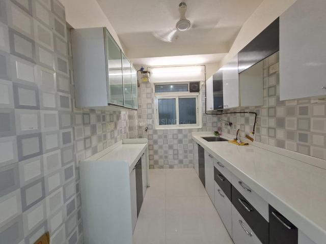2 BHK Apartment in Borivali West for resale Mumbai. The reference number is 20772769