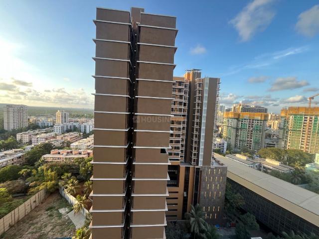 2 BHK Apartment in Borivali West for resale Mumbai. The reference number is 20777980