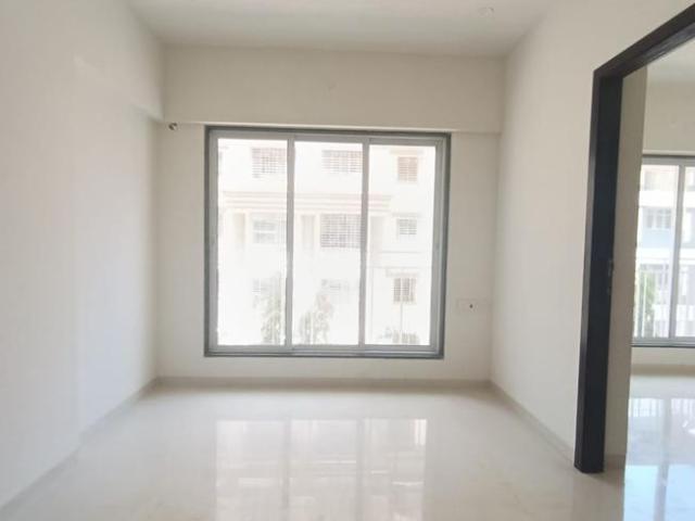 2 BHK Apartment in Borivali West for resale Mumbai. The reference number is 20897895
