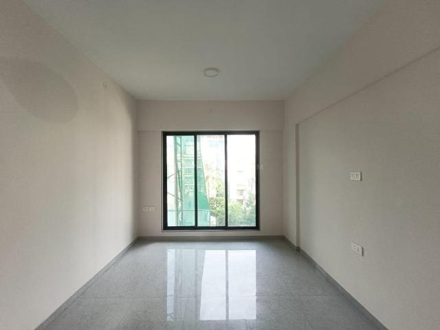 2 BHK Apartment in Borivali West for resale Borivali. The reference number is 17570210