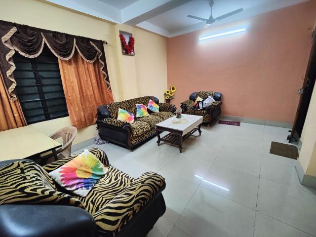 2 BHK Apartment in Babupara for rent Siliguri. The reference number is 20281716
