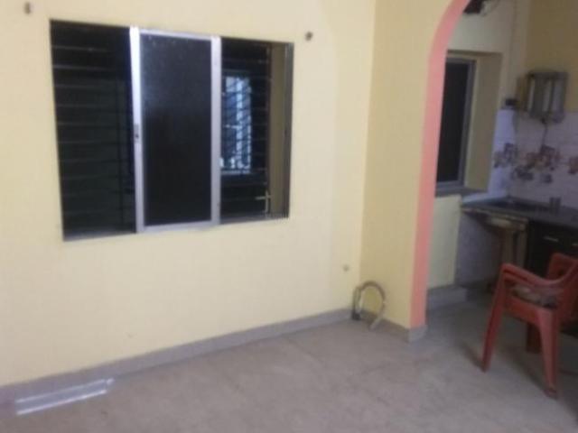 2 BHK Apartment in Bally Khal for rent Howrah. The reference number is 8730595