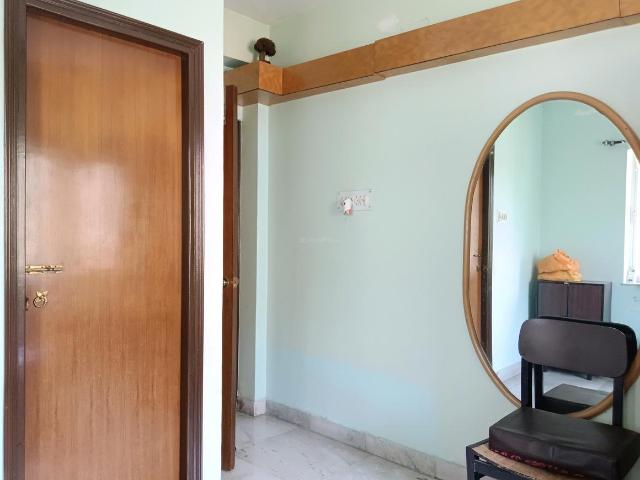2 BHK Apartment in Ballygunge for resale Kolkata. The reference number is 19635372
