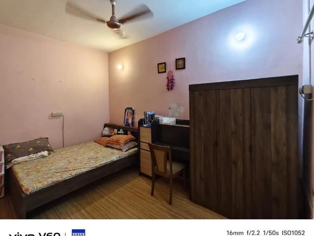 2 BHK Apartment in Ballygunge for resale Kolkata. The reference number is 20943611