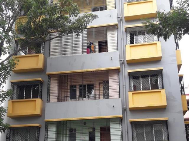 2 BHK Apartment in Ballygunge for resale Kolkata. The reference number is 7627242