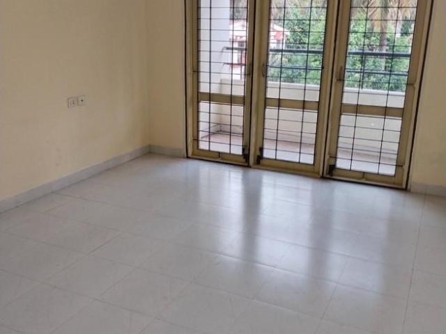 2 BHK Apartment in Balmatta for rent Mangalore. The reference number is 9536079