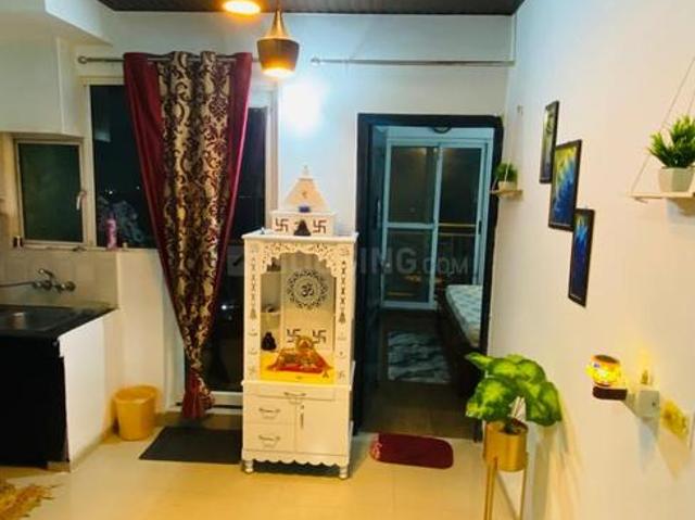 2 BHK Apartment in Bamheta Village for rent Ghaziabad. The reference number is 20372669