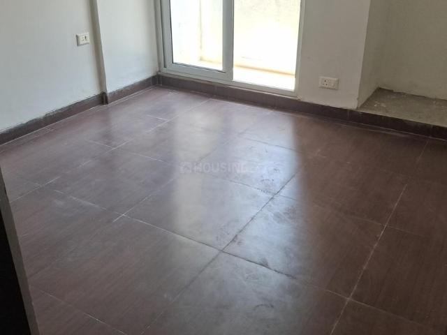 2 BHK Apartment in Bamheta for rent Ghaziabad. The reference number is 19721564