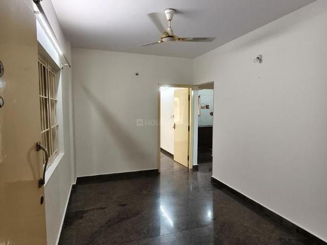 2 BHK Apartment in Banaswadi for rent Bengaluru. The reference number is 20283983