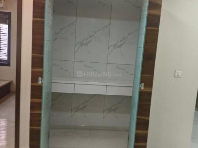 2 BHK Apartment in Banashankari for rent Bengaluru. The reference number is 20398011
